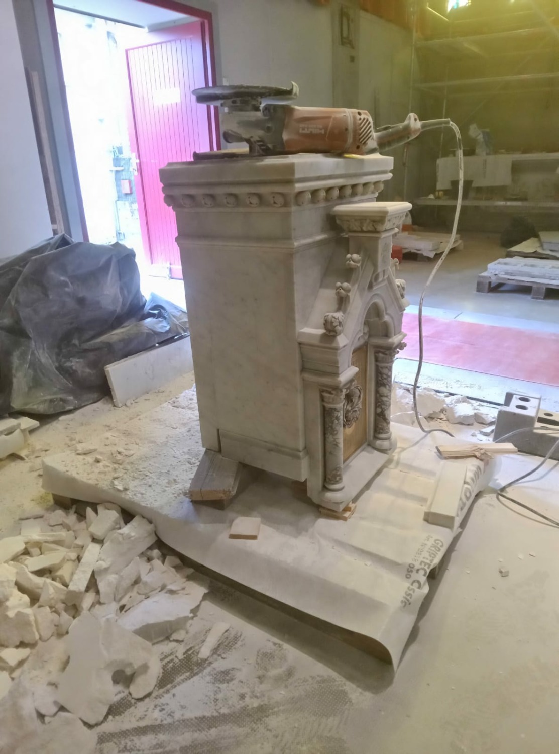 11 taille-marbrier-savoirfaire-tailledepierre- nantes-sorma
